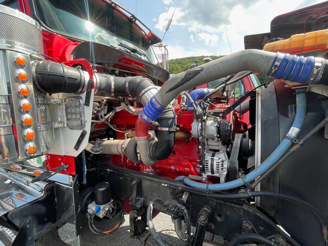 2009 KENWORTH W900L Heavy Hauler - Image 29